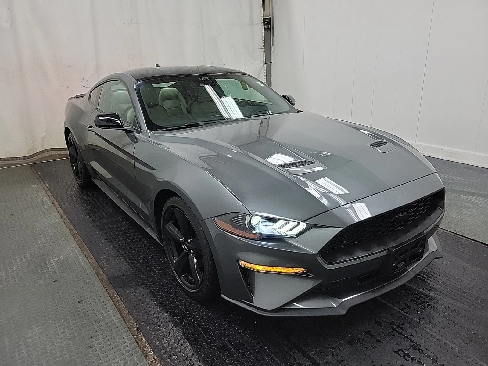Ford Mustang EcoBoost Premium, снимка 2 - Автомобили и джипове - 53761037