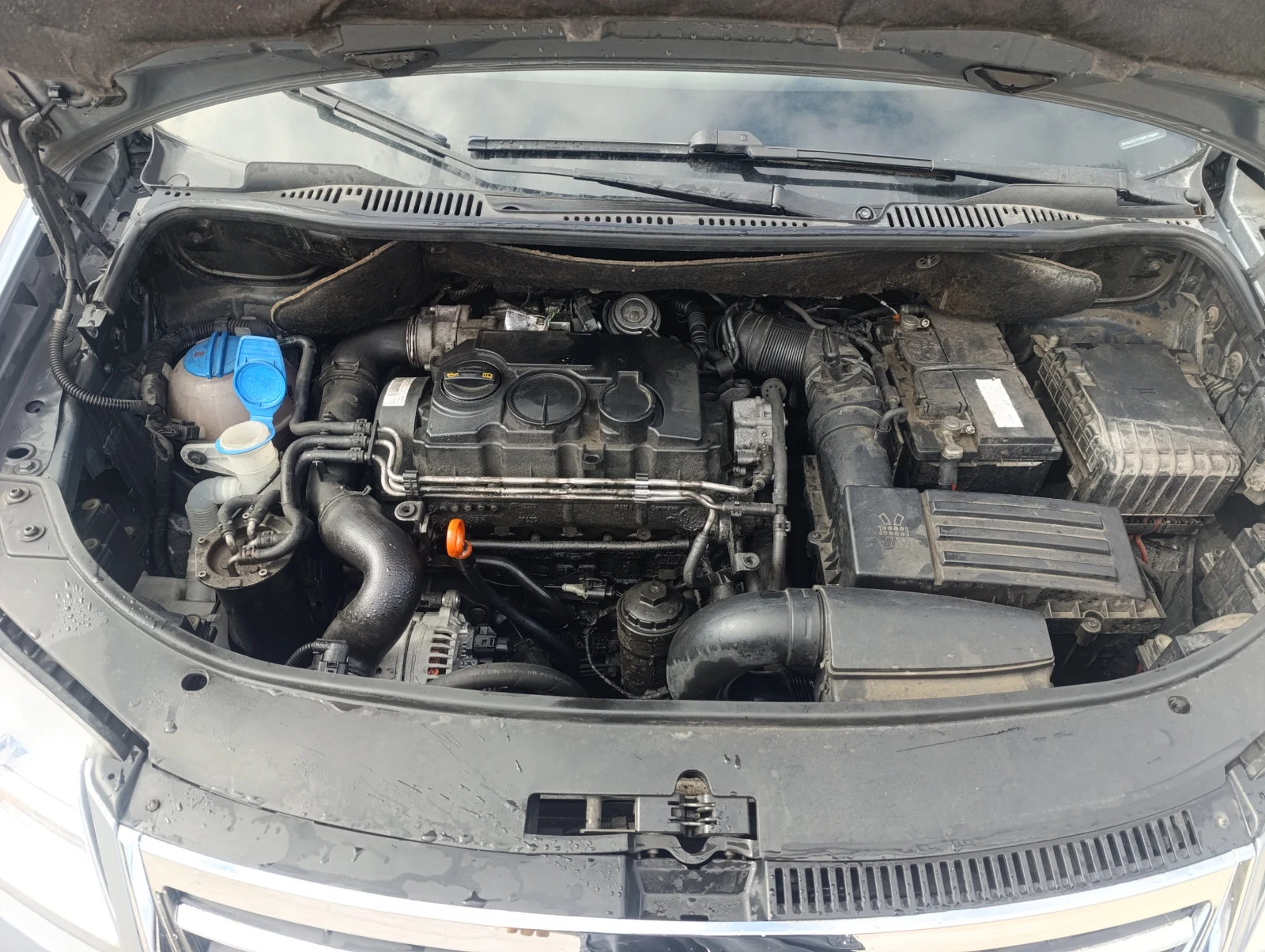 VW Touran 2.0TDI 1, 9TDI, снимка 14 - Автомобили и джипове - 53806795