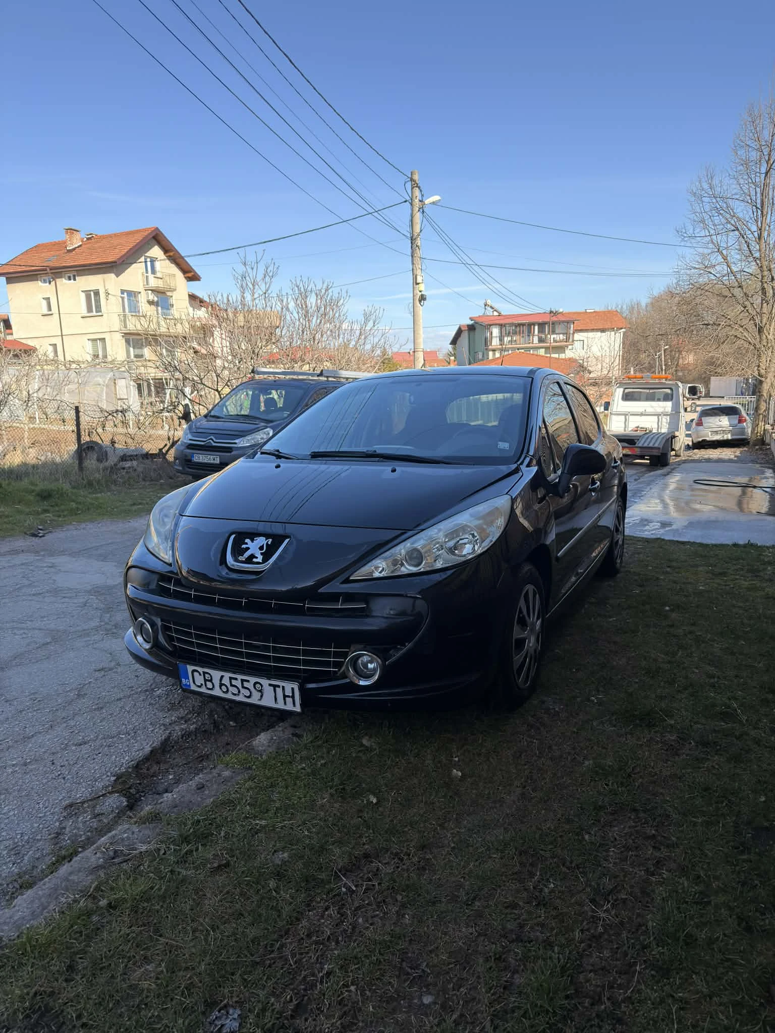 Peugeot 207 1.4, снимка 3 - Автомобили и джипове - 54247932