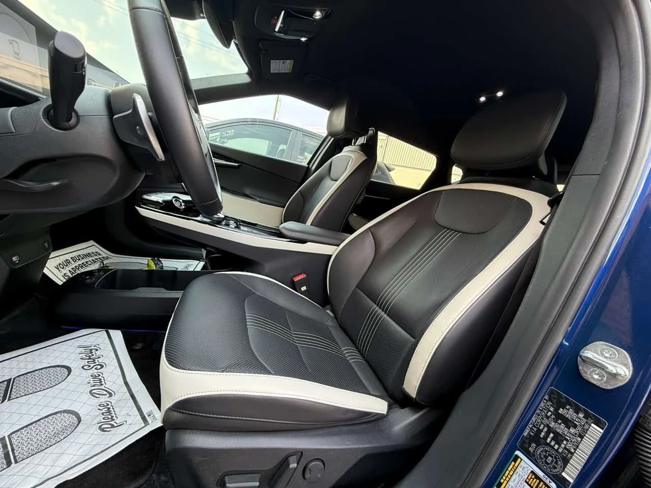 Kia EV6 Land w/GT Line Pkg AWD  CARFAX, снимка 5 - Автомобили и джипове - 54357624