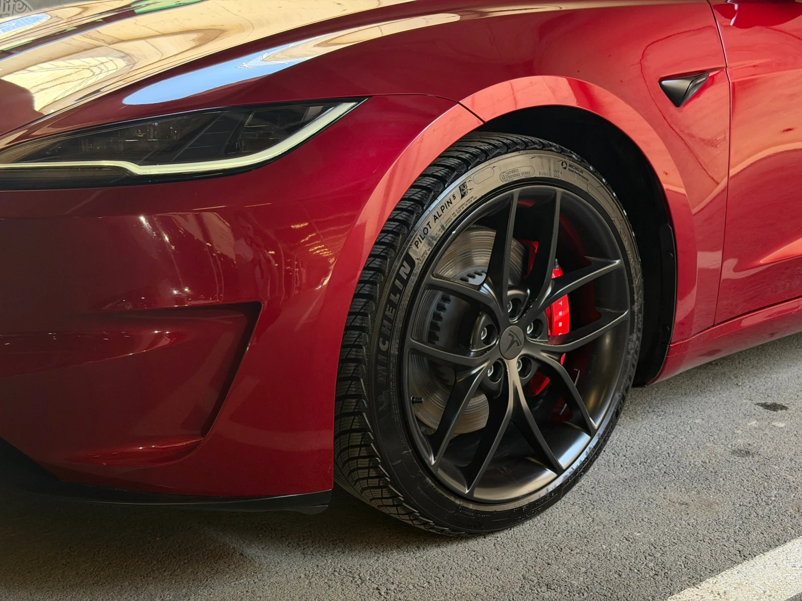 Tesla Model 3 Performance Highland, снимка 4 - Автомобили и джипове - 54386861