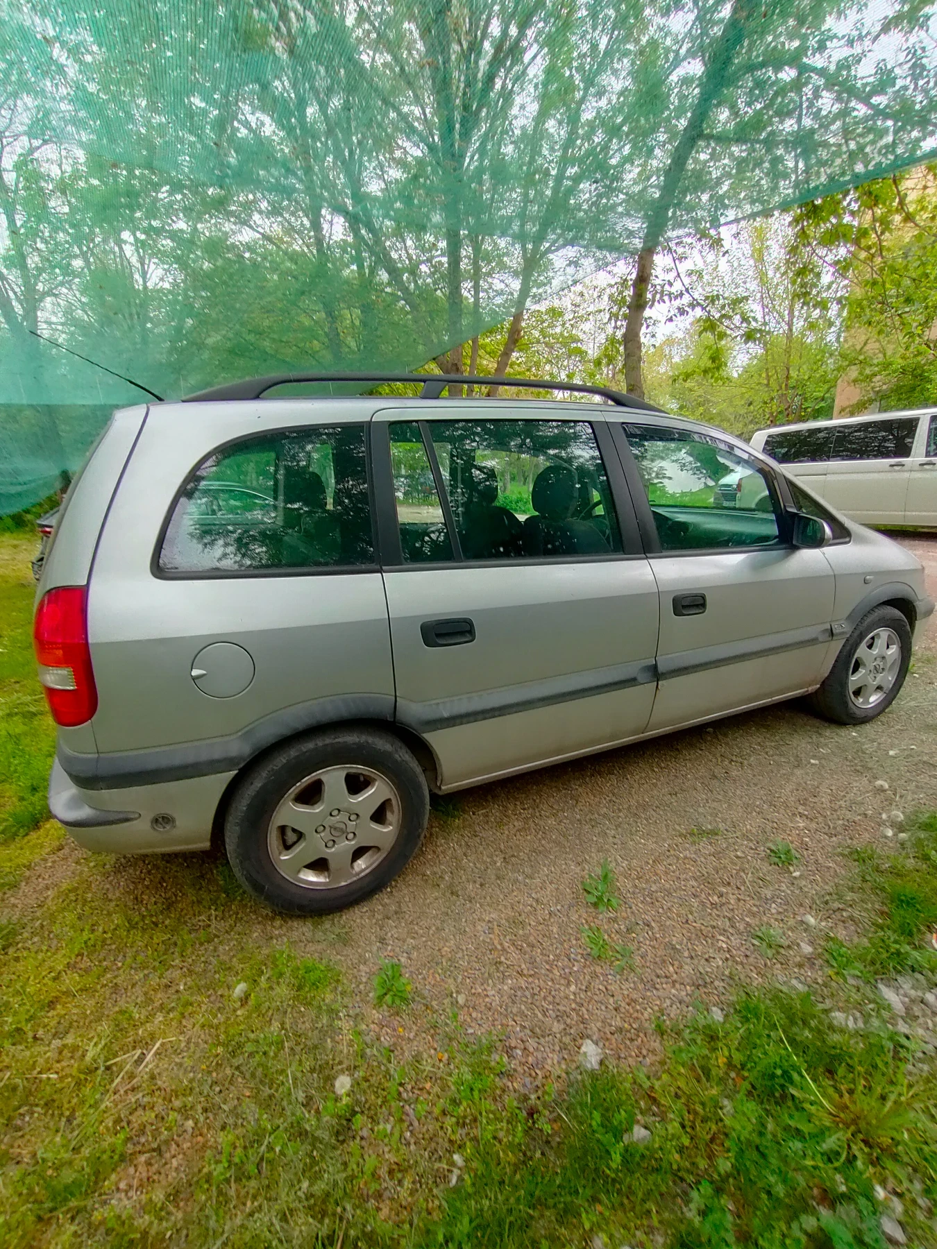 Opel Zafira, снимка 2 - Автомобили и джипове - 54506228