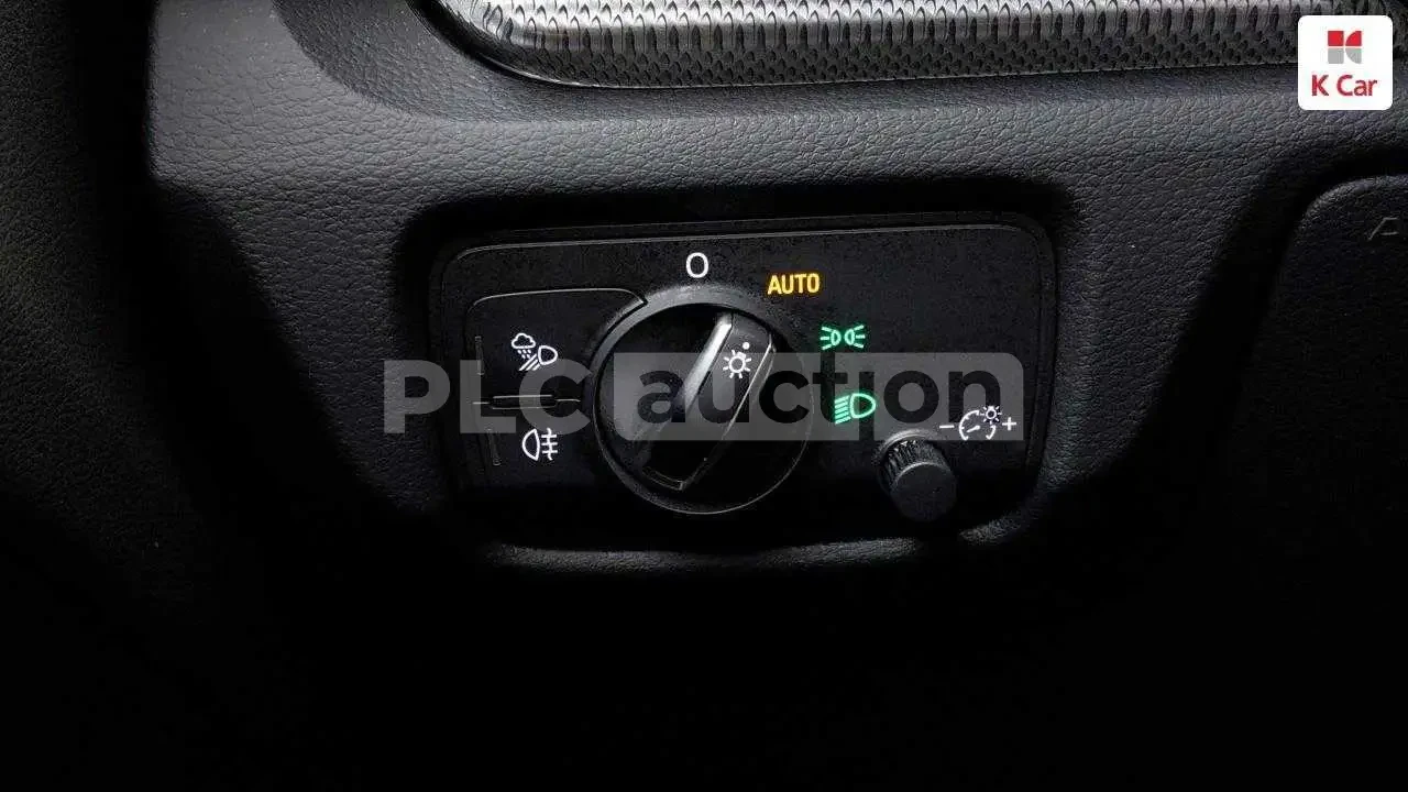 Audi A3 40TFSI| КАМЕРА| ПОДГРЕВ| ШИБЕДАХ| ВКЛ.ТЕХНОТЕСТ, снимка 12 - Автомобили и джипове - 54914234