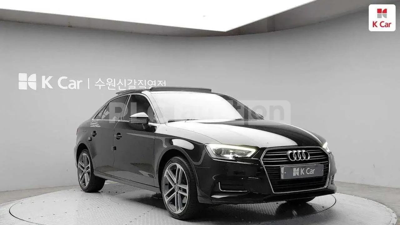 Audi A3 40TFSI| КАМЕРА| ПОДГРЕВ| ШИБЕДАХ| ВКЛ.ТЕХНОТЕСТ, снимка 3 - Автомобили и джипове - 54914234