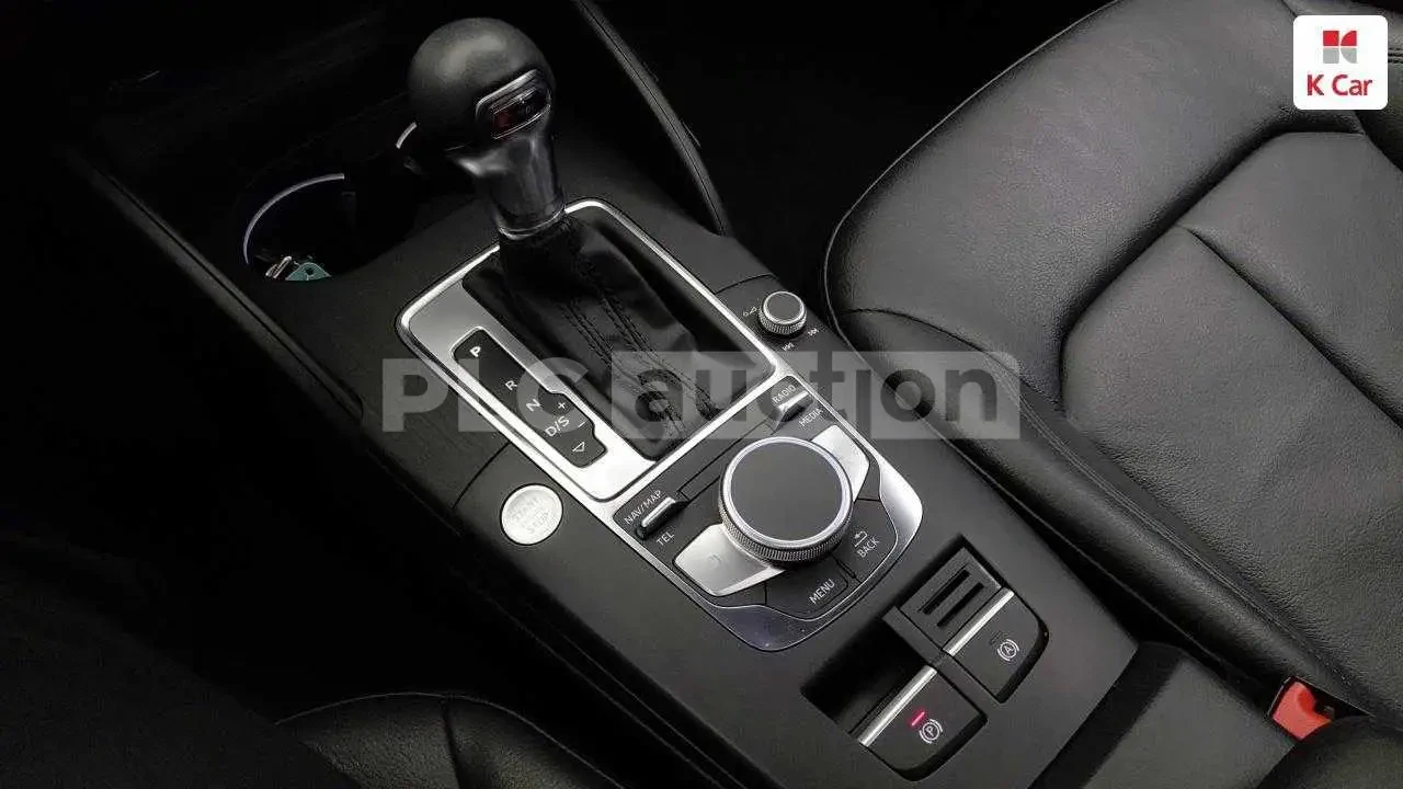 Audi A3 40TFSI| КАМЕРА| ПОДГРЕВ| ШИБЕДАХ| ВКЛ.ТЕХНОТЕСТ, снимка 9 - Автомобили и джипове - 54914234
