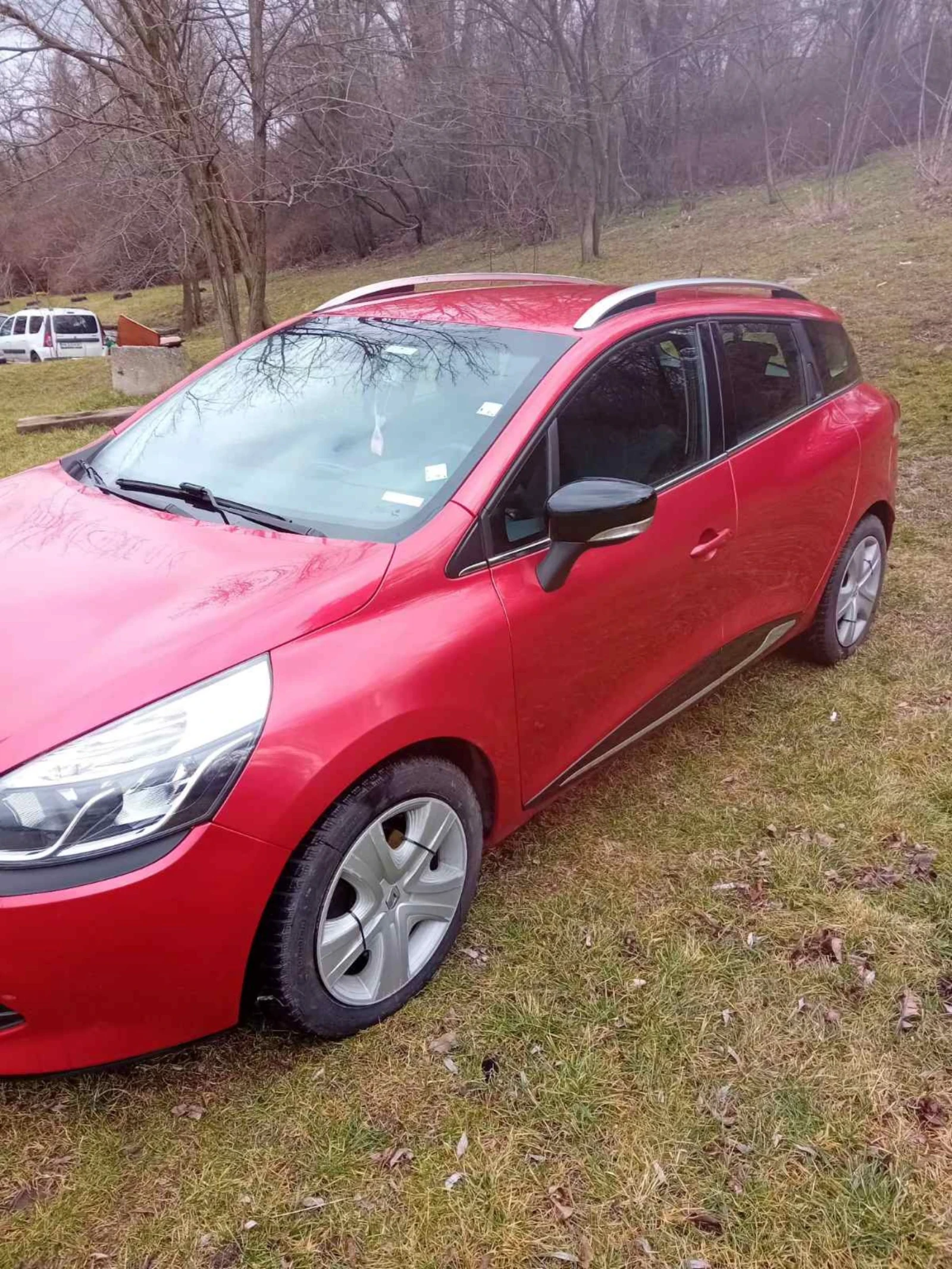 Renault Clio 1.0, снимка 3 - Автомобили и джипове - 54944516