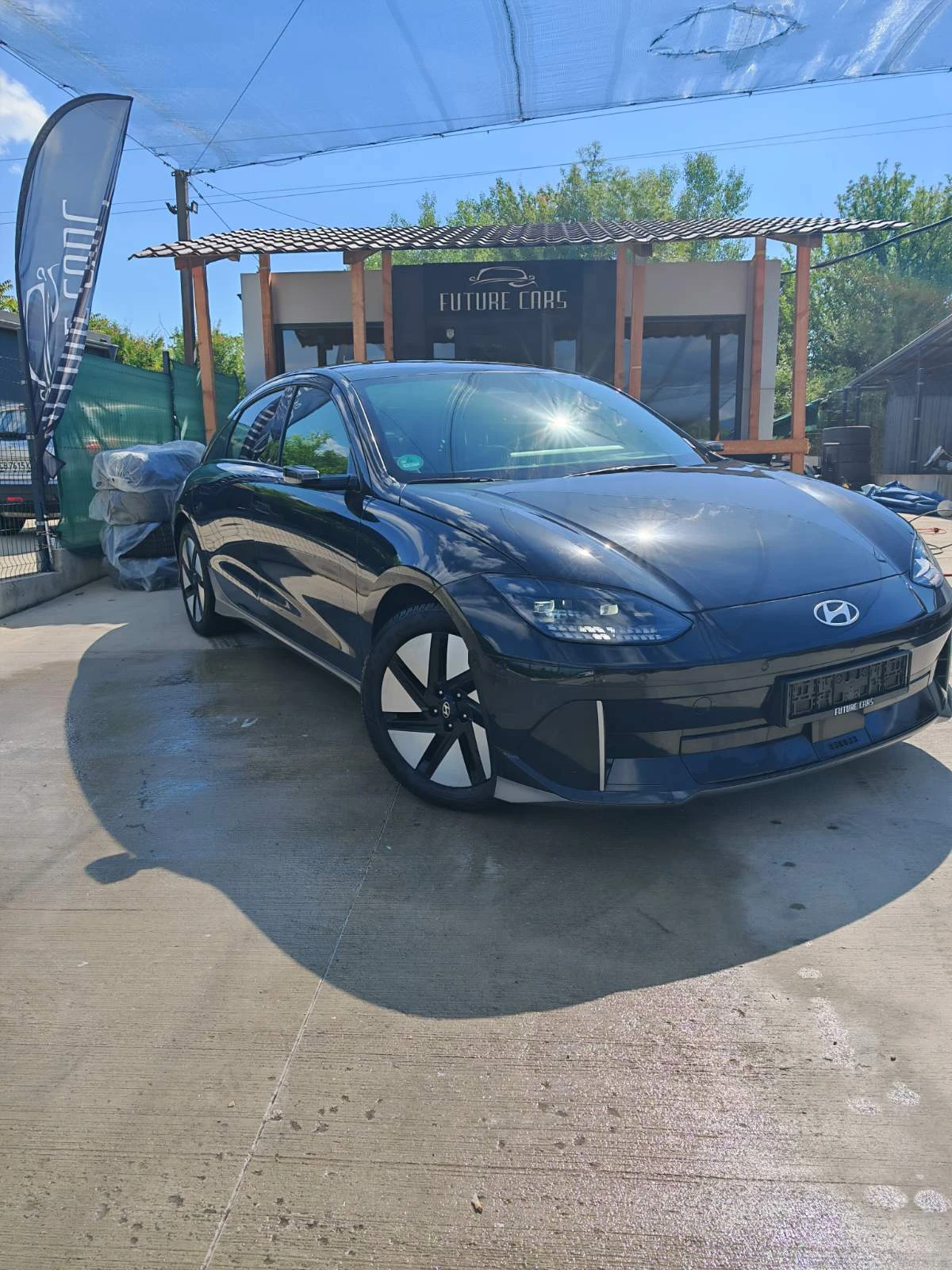 Hyundai Ioniq 6 77.4KWh/UNIQ/ГАРАНЦИЯ/SOH100%/360/HEADUP/23г, снимка 2 - Автомобили и джипове - 54967914