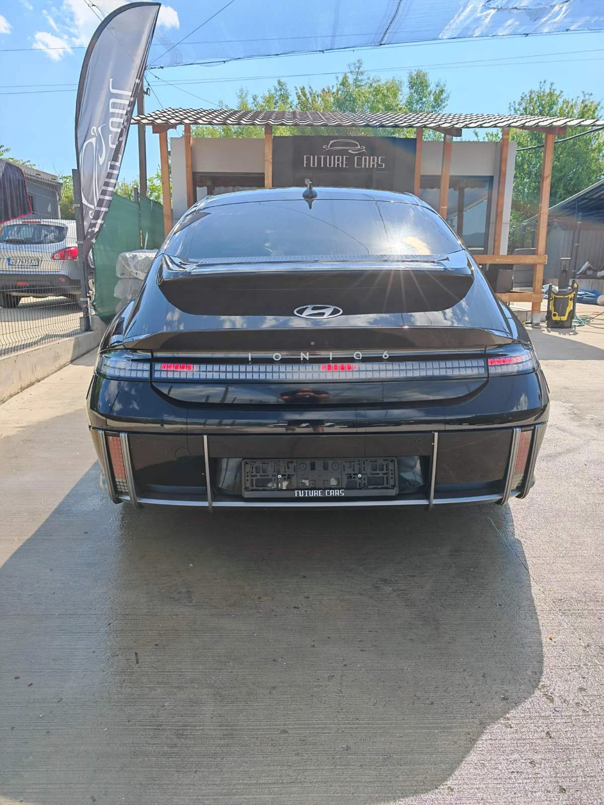 Hyundai Ioniq 6 77.4KWh/UNIQ/ГАРАНЦИЯ/SOH100%/360/HEADUP/23г, снимка 5 - Автомобили и джипове - 54967914