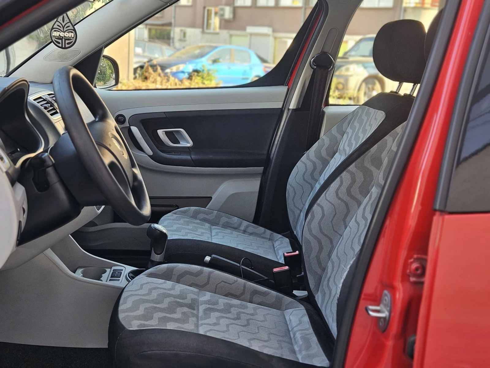 Skoda Roomster, снимка 10 - Автомобили и джипове - 55210983