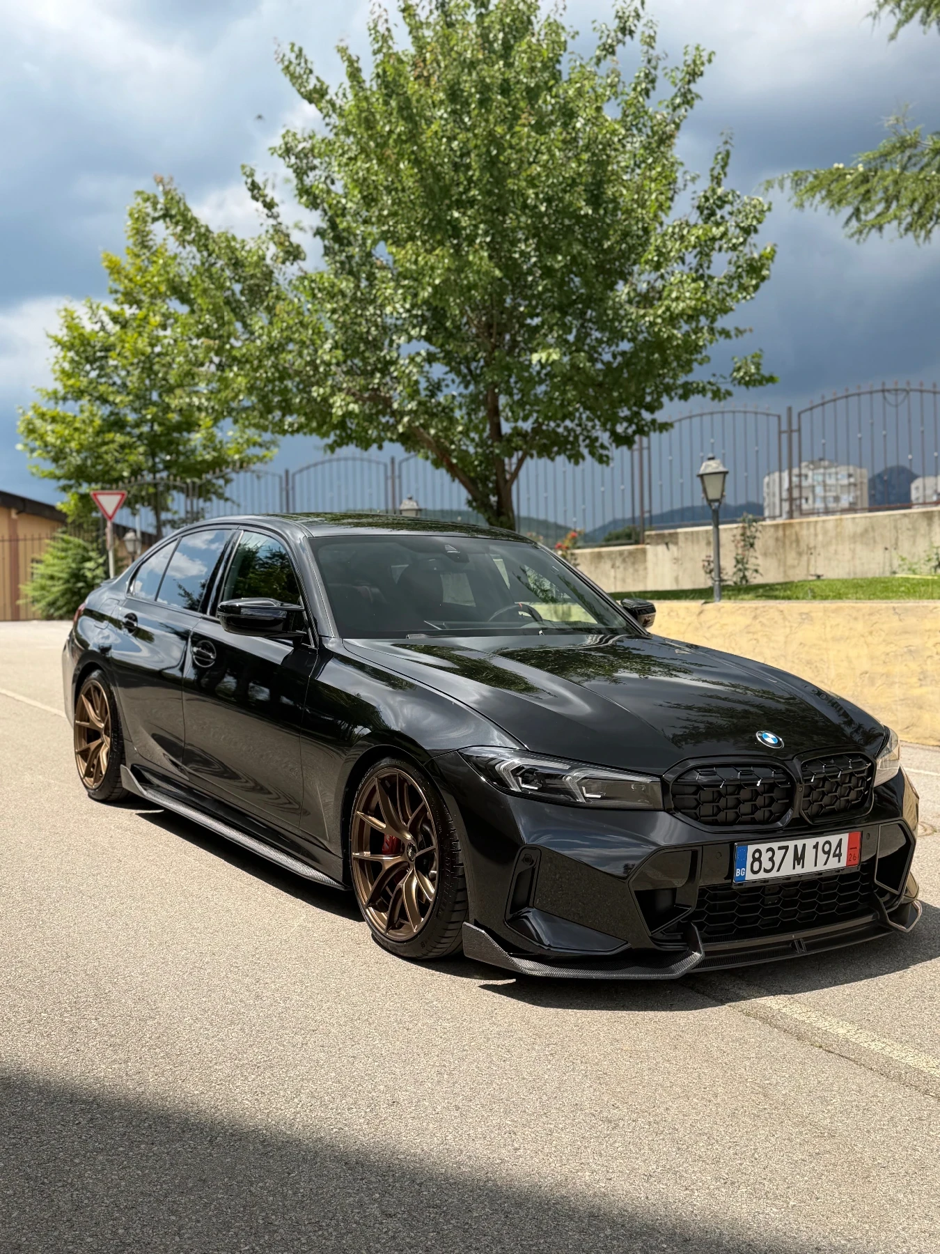 BMW 340 Carbon Edition, снимка 2 - Автомобили и джипове - 55233004