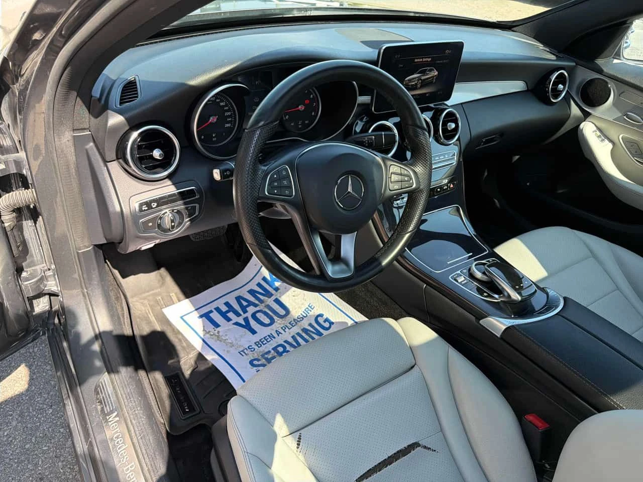 Mercedes-Benz C 300 * CARFAX * 360 КАМЕРА * ОТ ПРЕДСТАВИТЕЛСТВО * , снимка 7 - Автомобили и джипове - 55258917