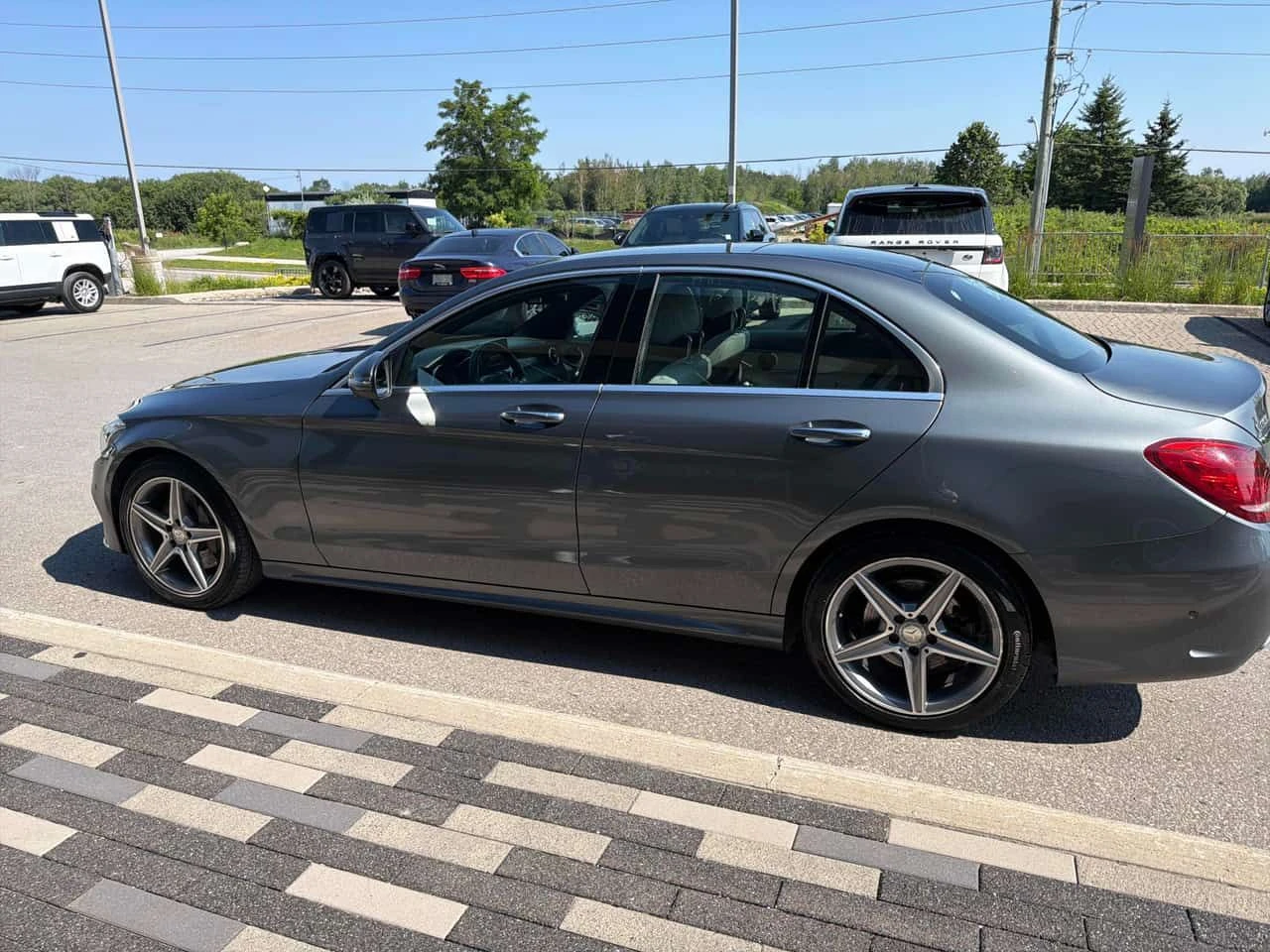 Mercedes-Benz C 300 * CARFAX * 360 КАМЕРА * ОТ ПРЕДСТАВИТЕЛСТВО * , снимка 2 - Автомобили и джипове - 55258917