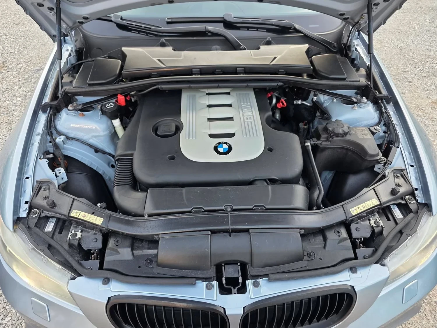BMW 330 3.0d 197K.C. / ФЕЙС / М ПАКЕТ / ЦИЦ / , снимка 16 - Автомобили и джипове - 55633738