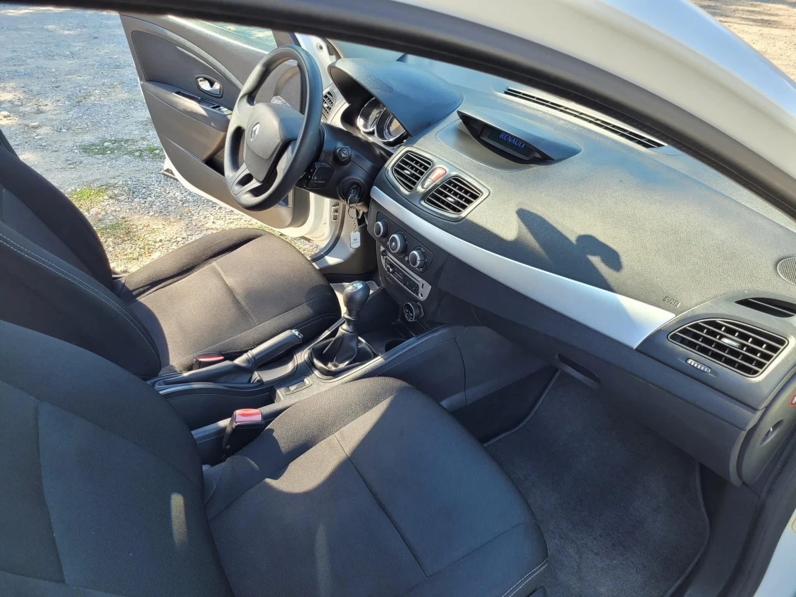 Renault Megane меган 3, снимка 7 - Автомобили и джипове - 55771454