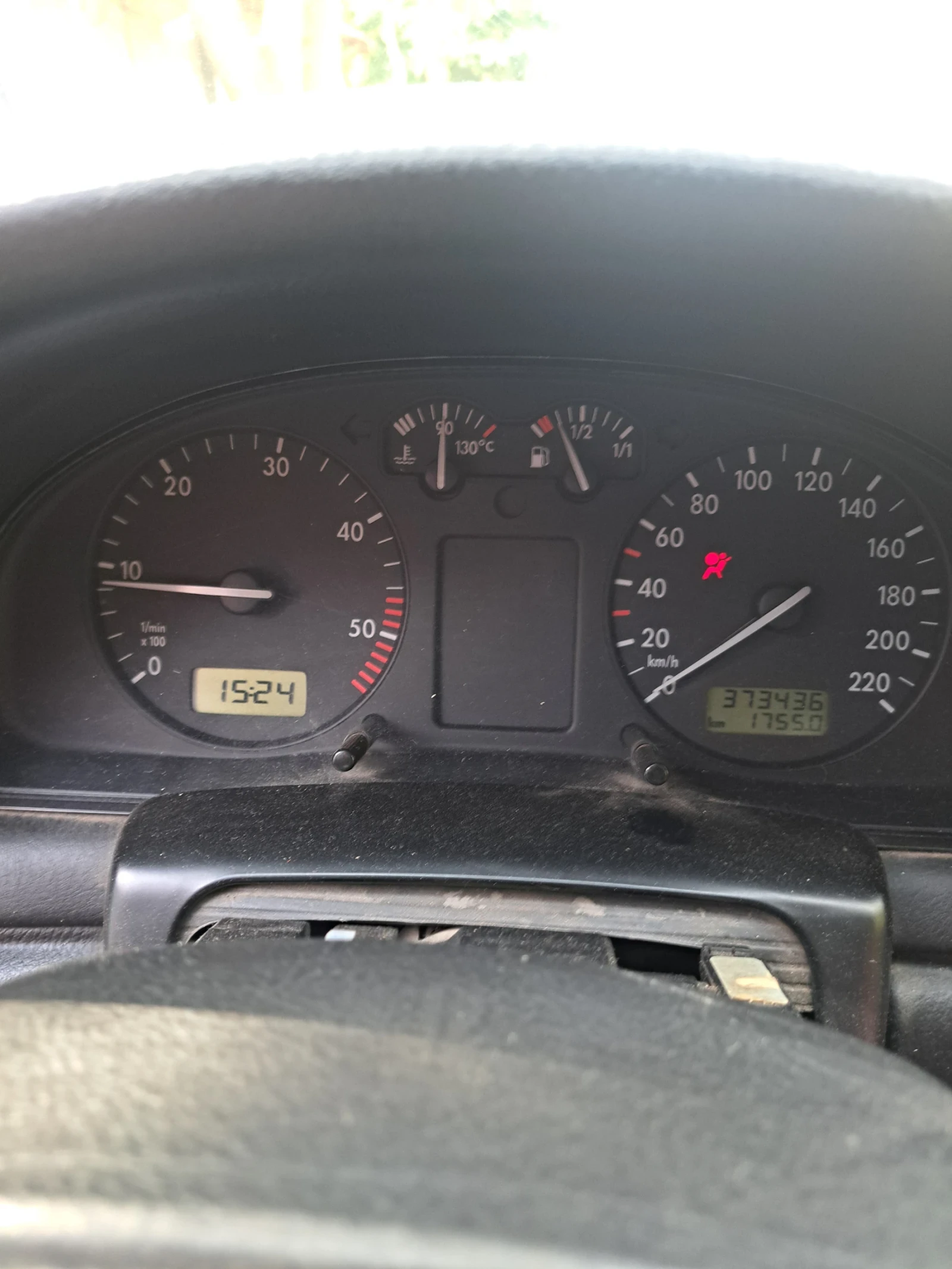 VW Passat 1.9 110 кс AFN, снимка 6 - Автомобили и джипове - 55825797