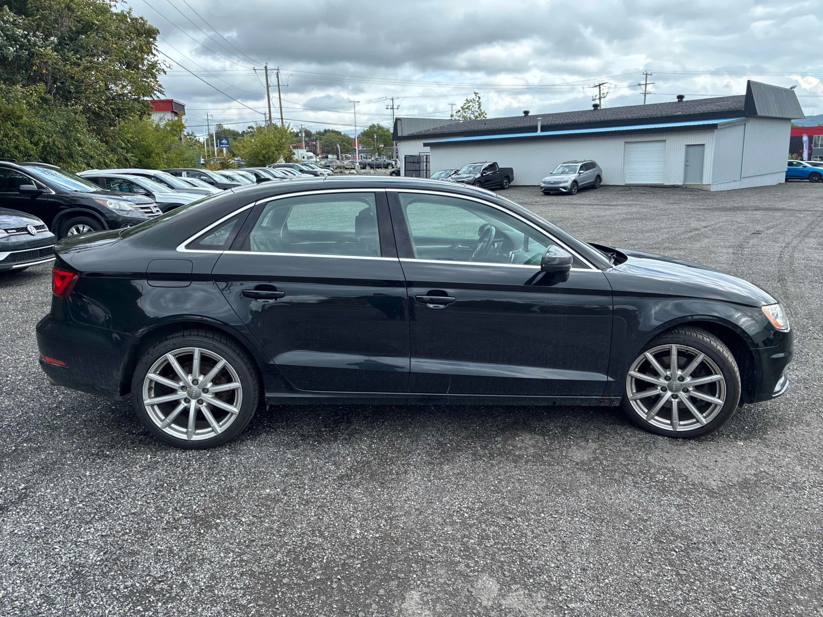 Audi A3 * 2.0T Technik * CARFAX * БЕЗ ПЪРВОНАЧАЛНА ВНОСКА, снимка 15 - Автомобили и джипове - 55948381