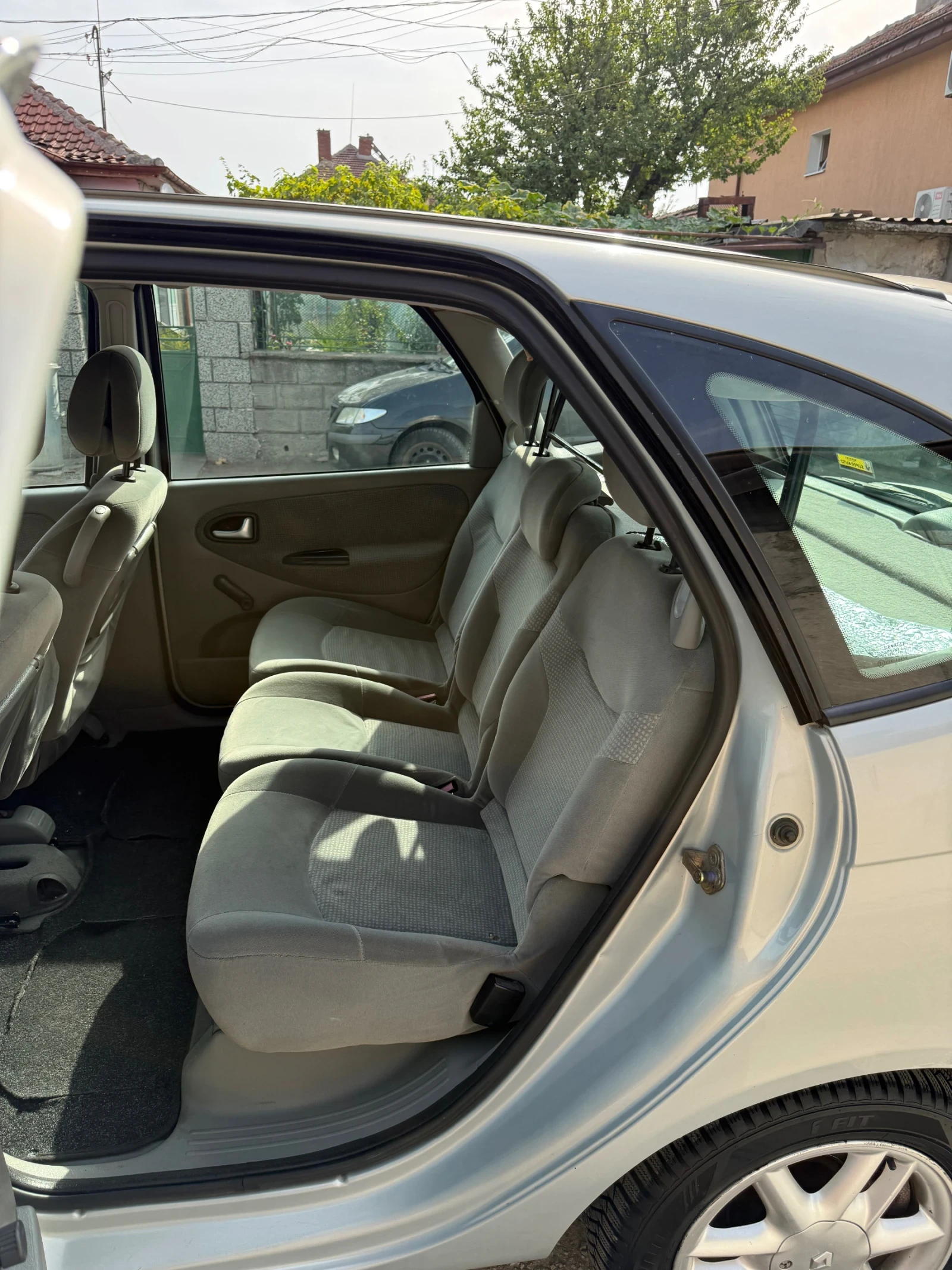 Renault Scenic | Mobile.bg � ����������� 4