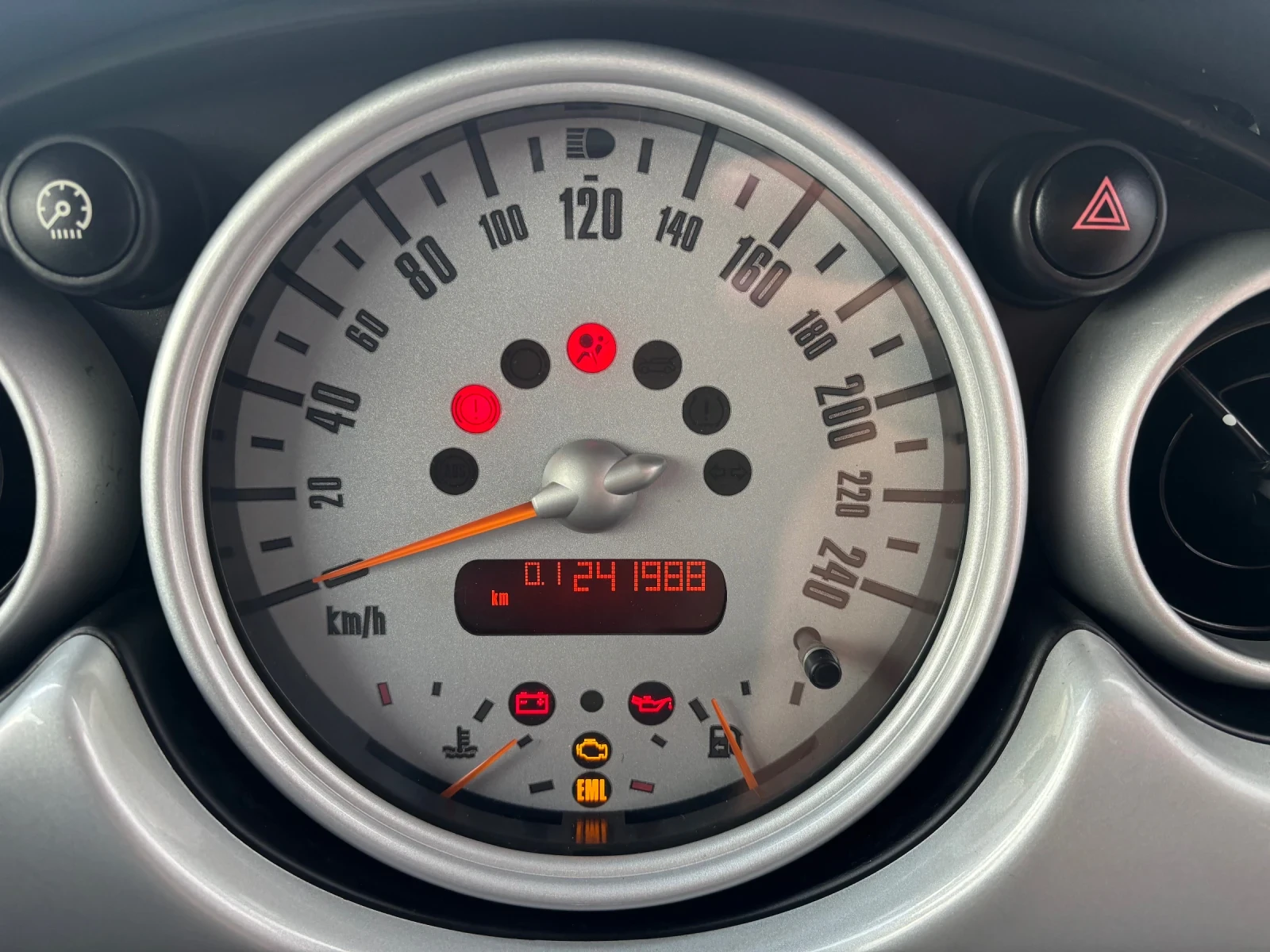 Mini One 1.6 | Mobile.bg � ����������� 13