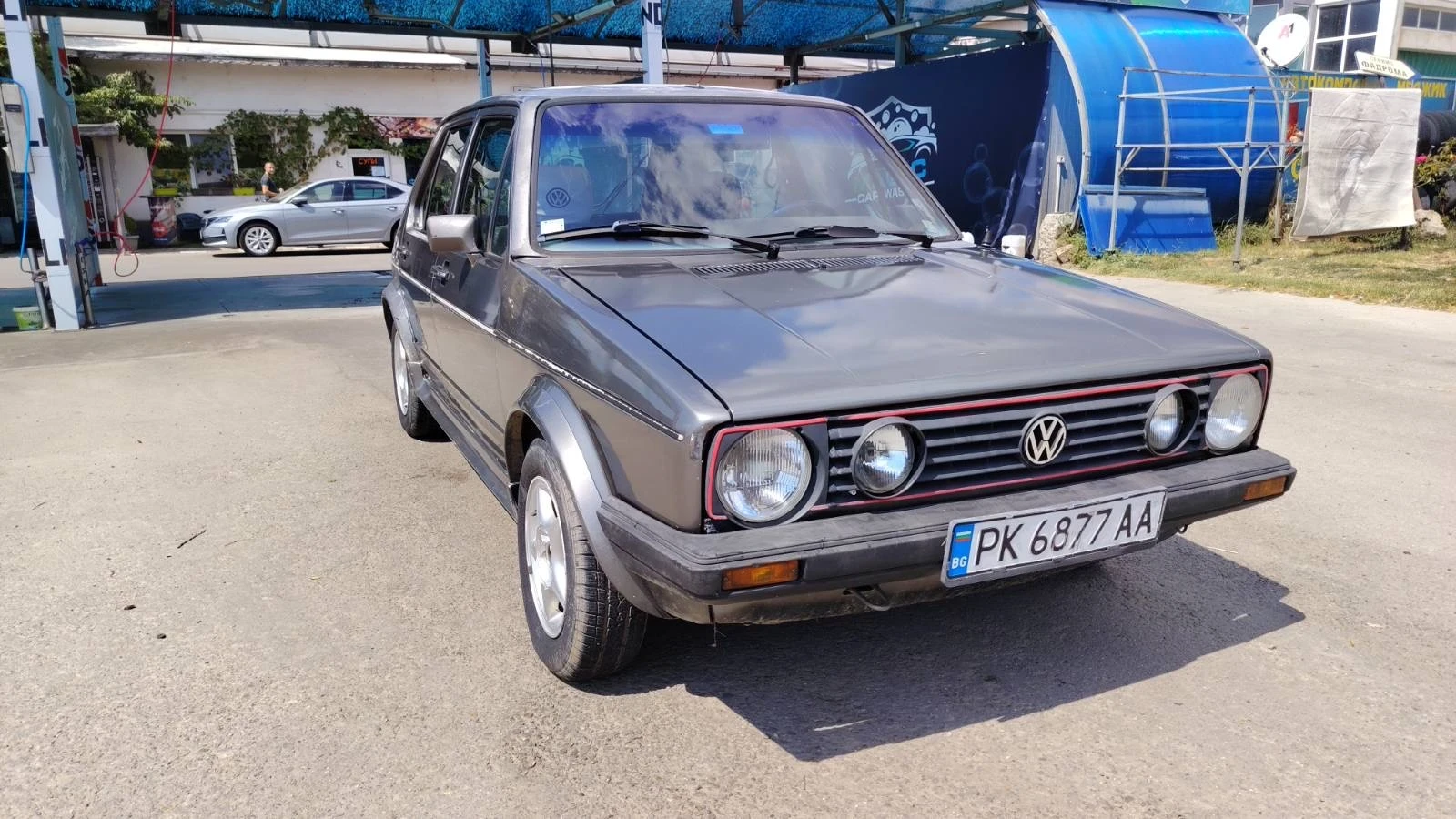 VW Golf mk1 1.8 GTI, снимка 2 - Автомобили и джипове - 56080405