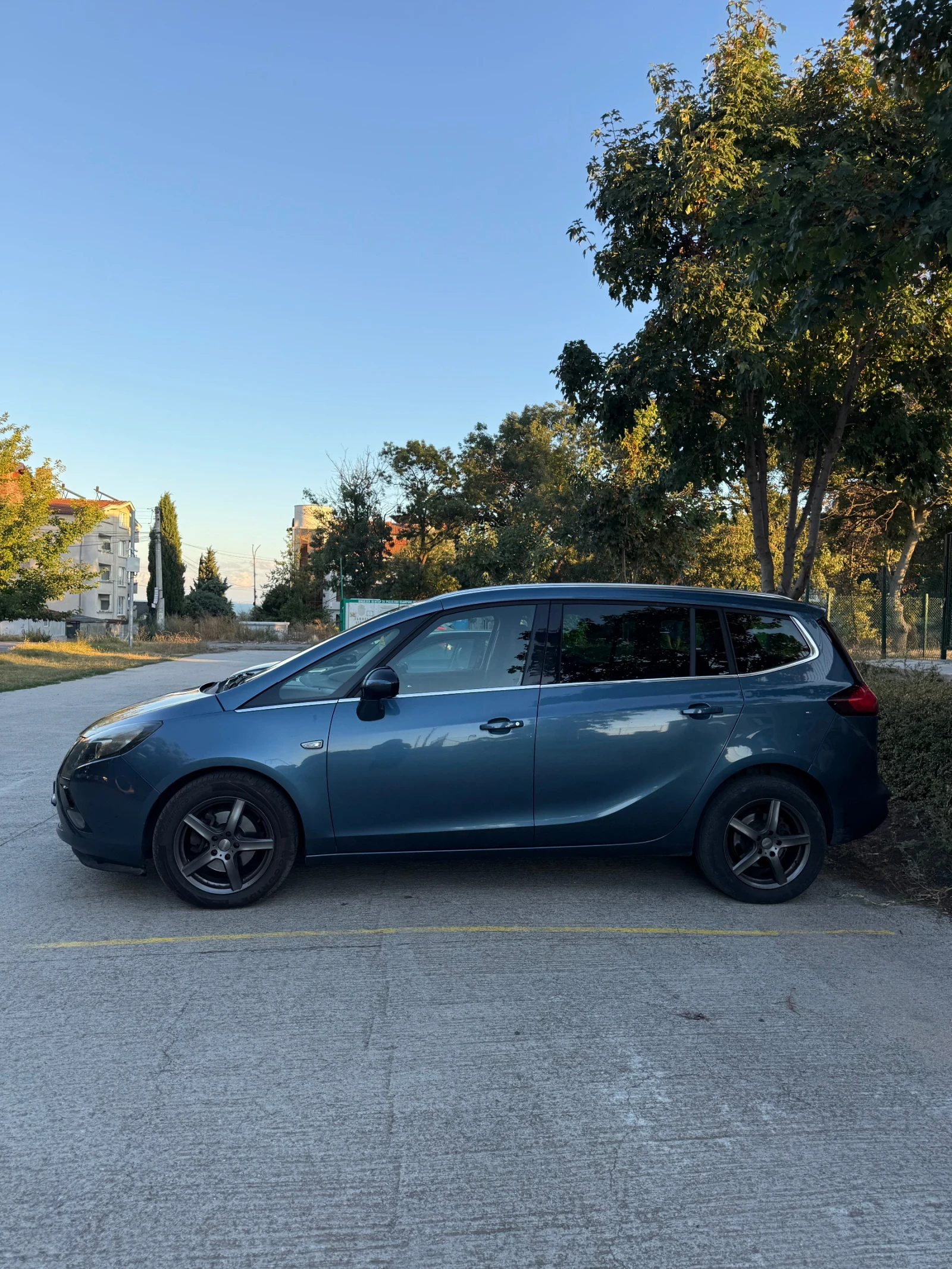 Opel Zafira, снимка 4 - Автомобили и джипове - 56120391
