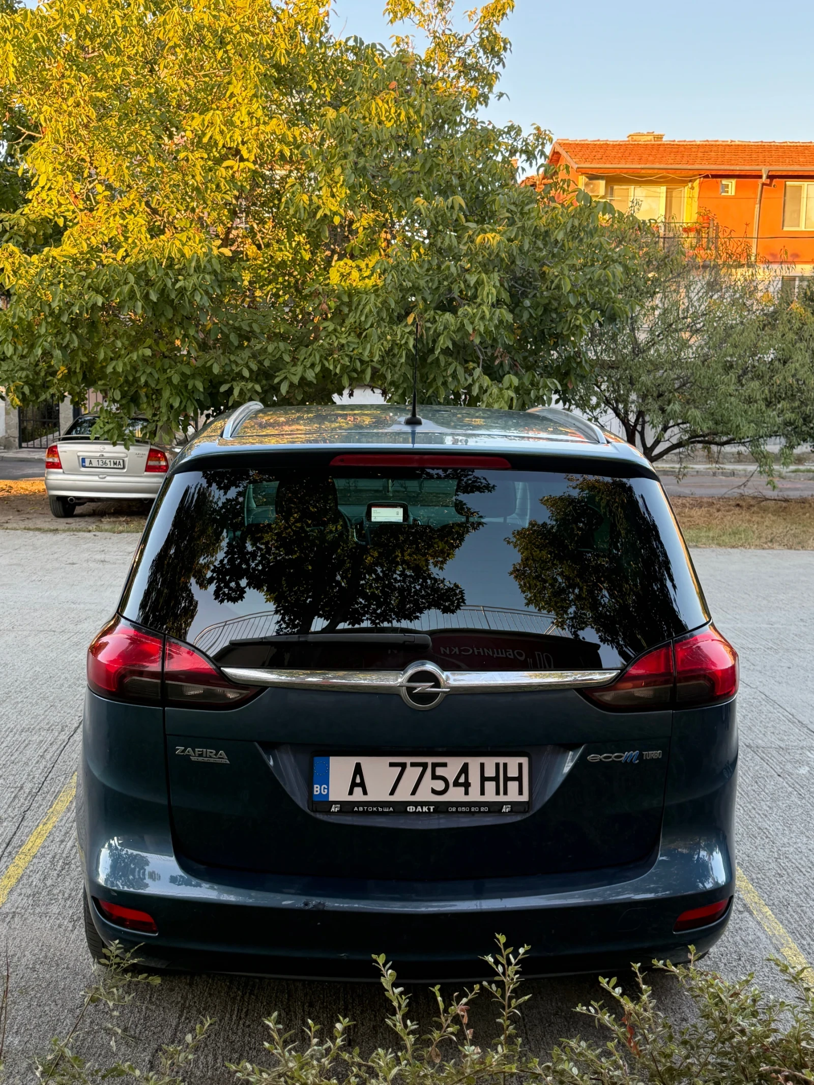 Opel Zafira, снимка 2 - Автомобили и джипове - 56120391