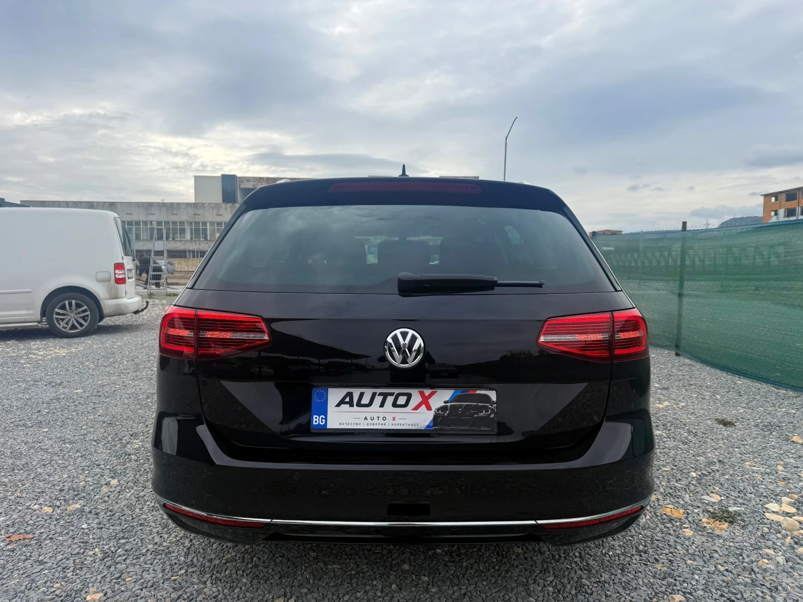 VW Passat * HIGHLINE* DIGITAL* , снимка 7 - Автомобили и джипове - 56504678
