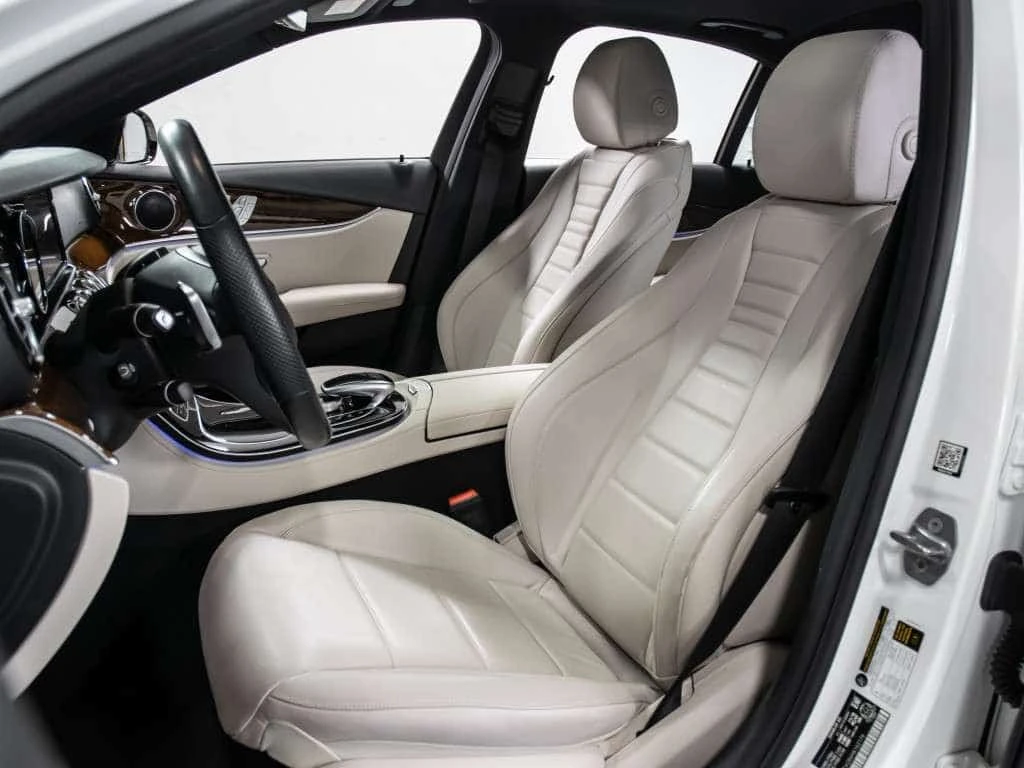 Mercedes-Benz E 400 4MATIC * AMG * 27K KM * CARFAX *  | Mobile.bg � ����������� 7