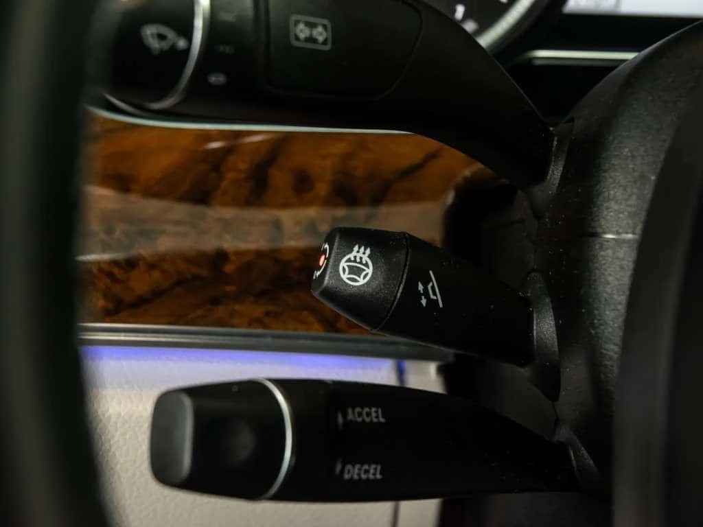 Mercedes-Benz E 400 4MATIC * AMG * 27K KM * CARFAX *  | Mobile.bg � ����������� 12