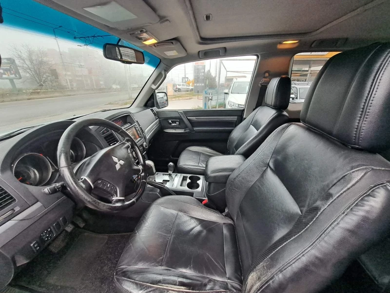 Mitsubishi Pajero D-ID, снимка 9 - Автомобили и джипове - 48315702