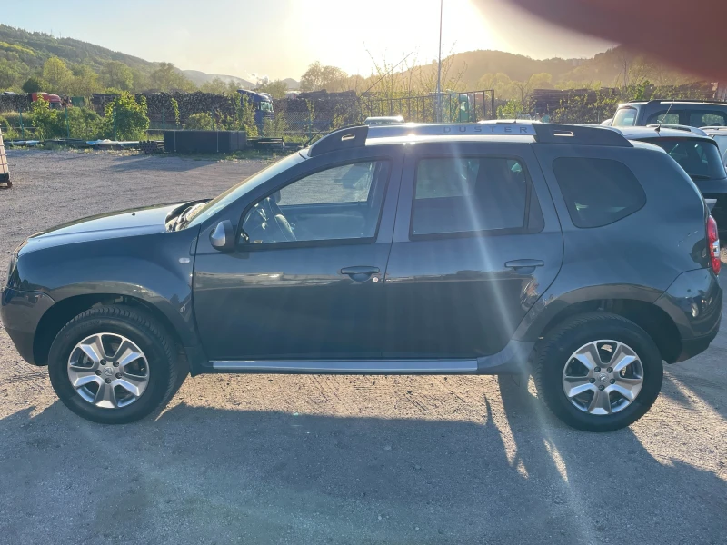 Dacia Duster 1.5dci-4x4-TOP, снимка 8 - Автомобили и джипове - 50219748