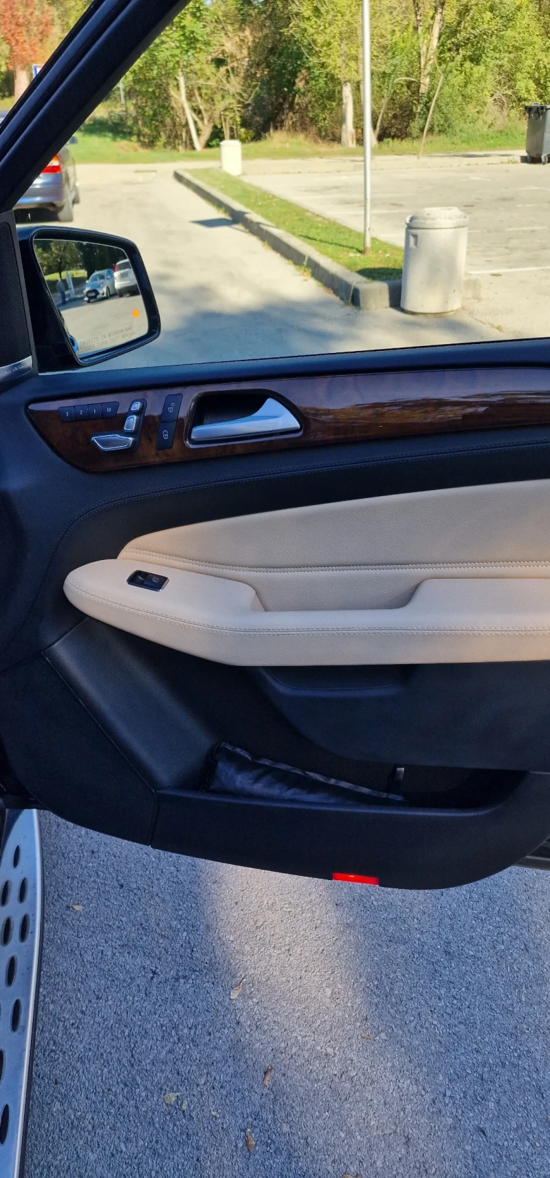 Mercedes-Benz GLE 550e, снимка 13 - Автомобили и джипове - 52304853