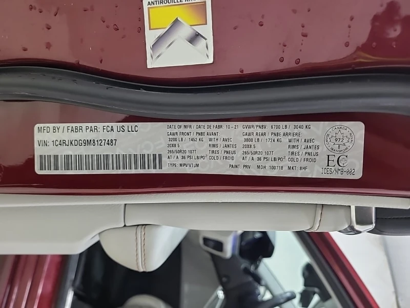 Jeep Grand cherokee * OVERLAND * CARFAX * , снимка 15 - Автомобили и джипове - 53010394