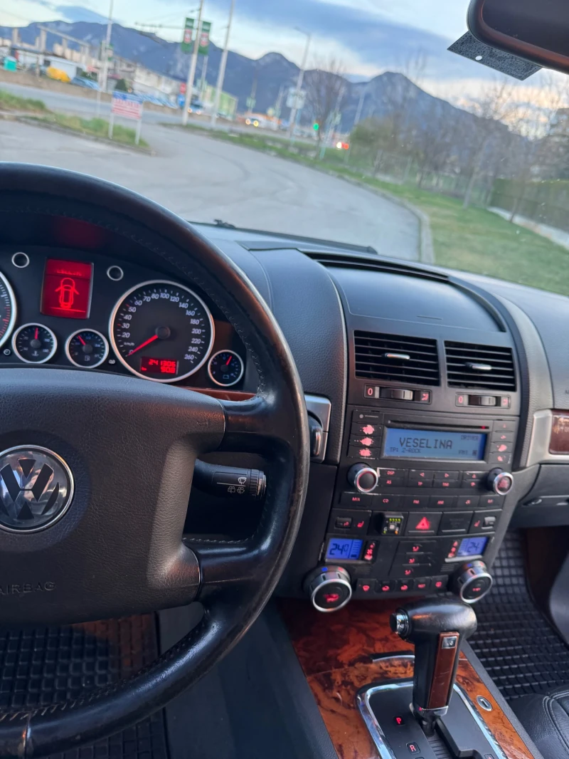 VW Touareg 3.2 LPG, снимка 8 - Автомобили и джипове - 53127355