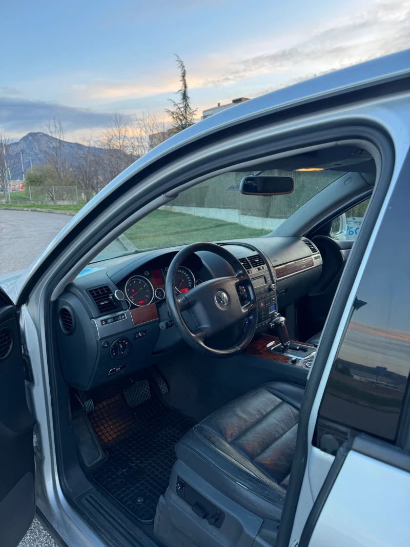 VW Touareg 3.2 LPG, снимка 10 - Автомобили и джипове - 53127355