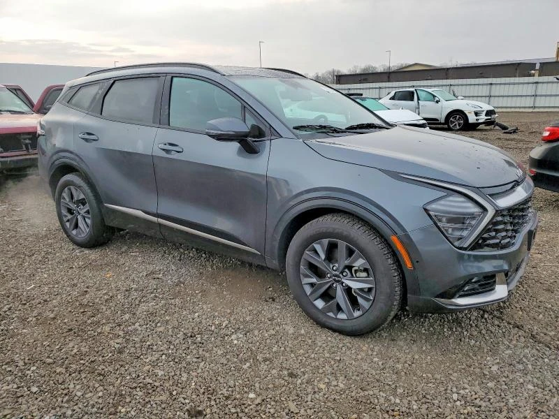 Kia Sportage 1.6Hybrid Drive, снимка 4 - Автомобили и джипове - 53808609