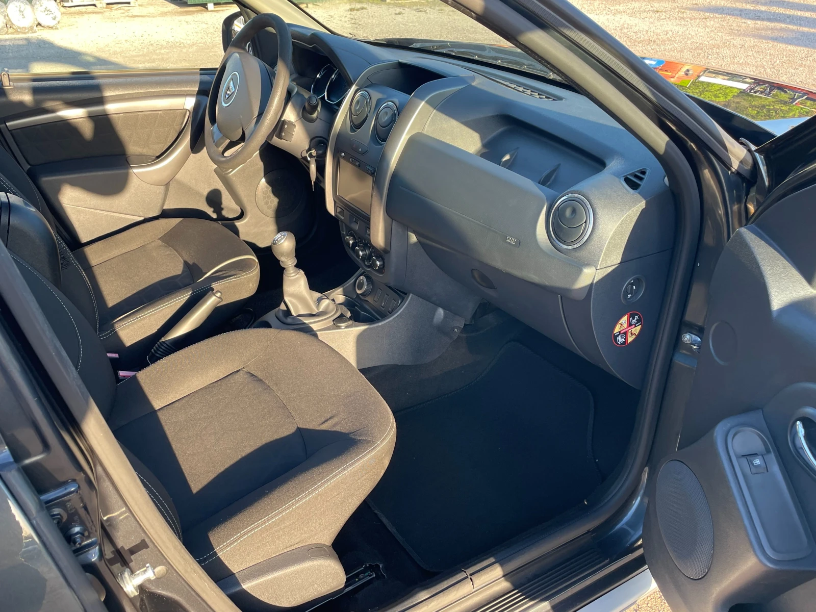 Dacia Duster 1.5dci-4x4-TOP | Mobile.bg — изображение 14