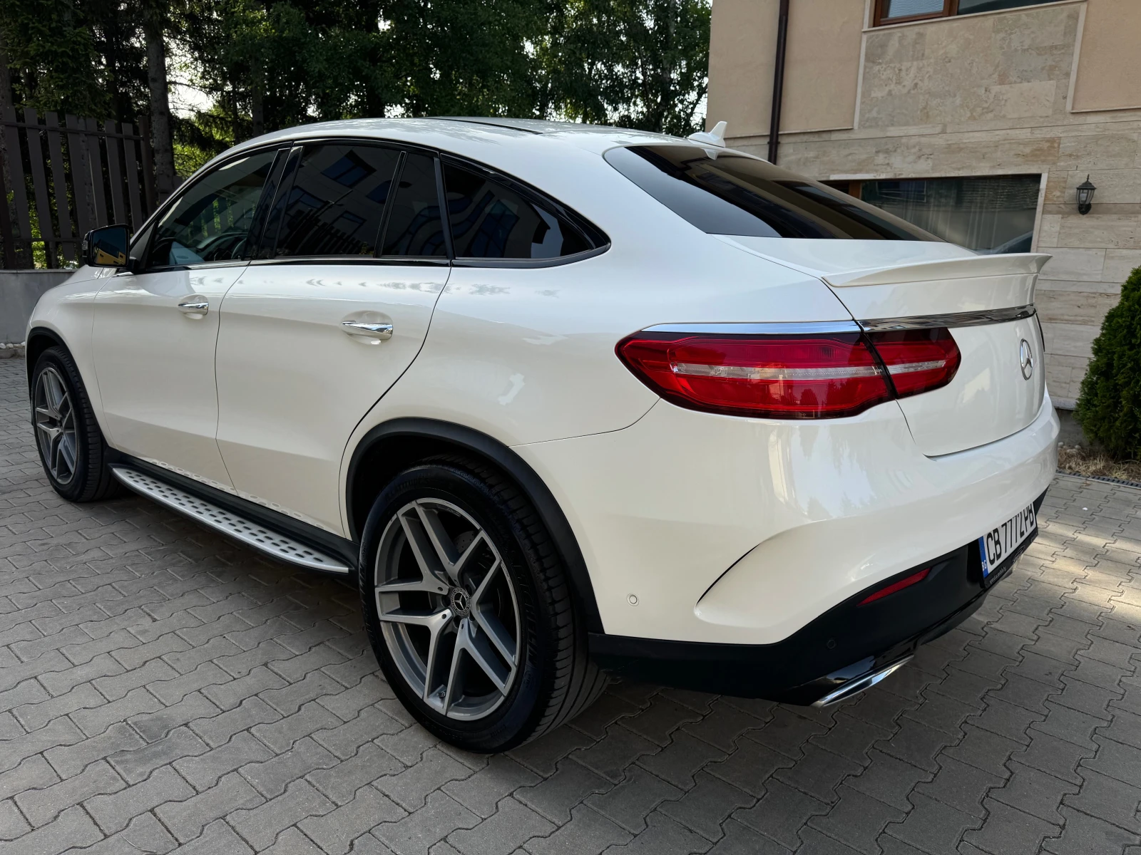 Mercedes-Benz GLE Coupe 350d-AMG-PANO-DISTRO-CAMERA-SOFT CLOSE-HEAD UP*  - изображение 5