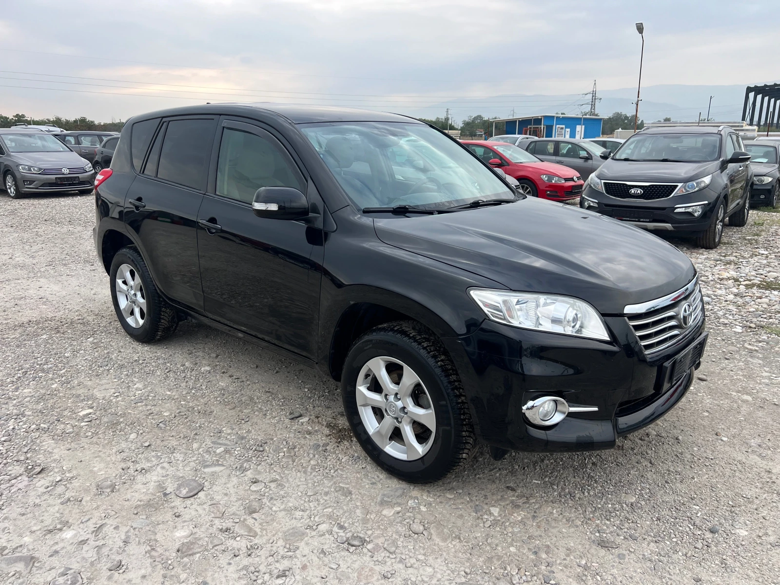 Toyota Rav4 2.2 D4D - изображение 3