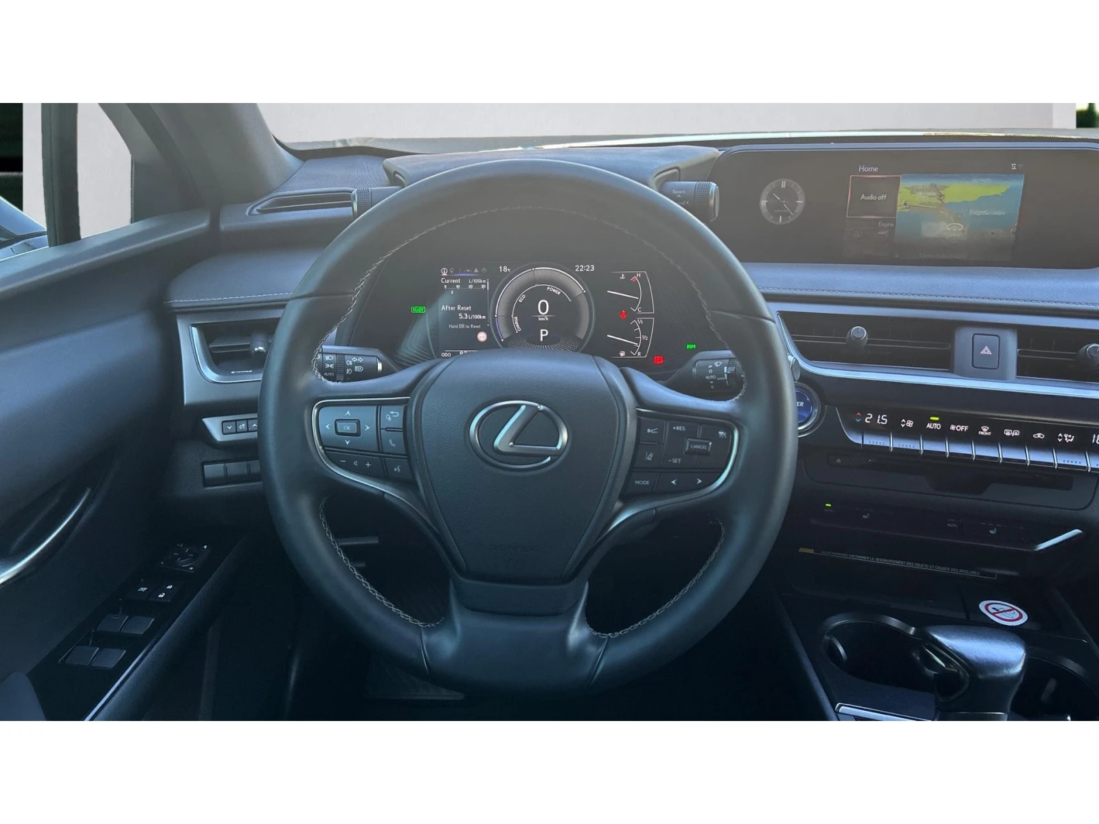 Lexus UX 250h Месечна вноска от 650 лв. - изображение 9