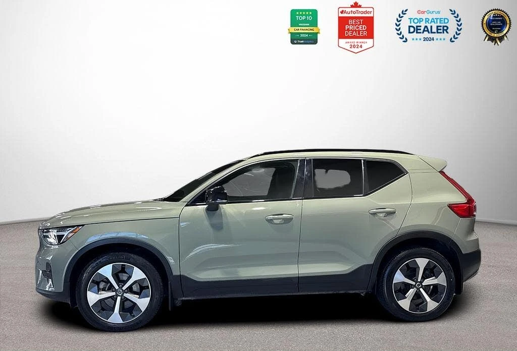 Volvo XC40 B5 Core Dark Theme * АвтоКредит* (ЦЕНА ДО БГ) - изображение 3