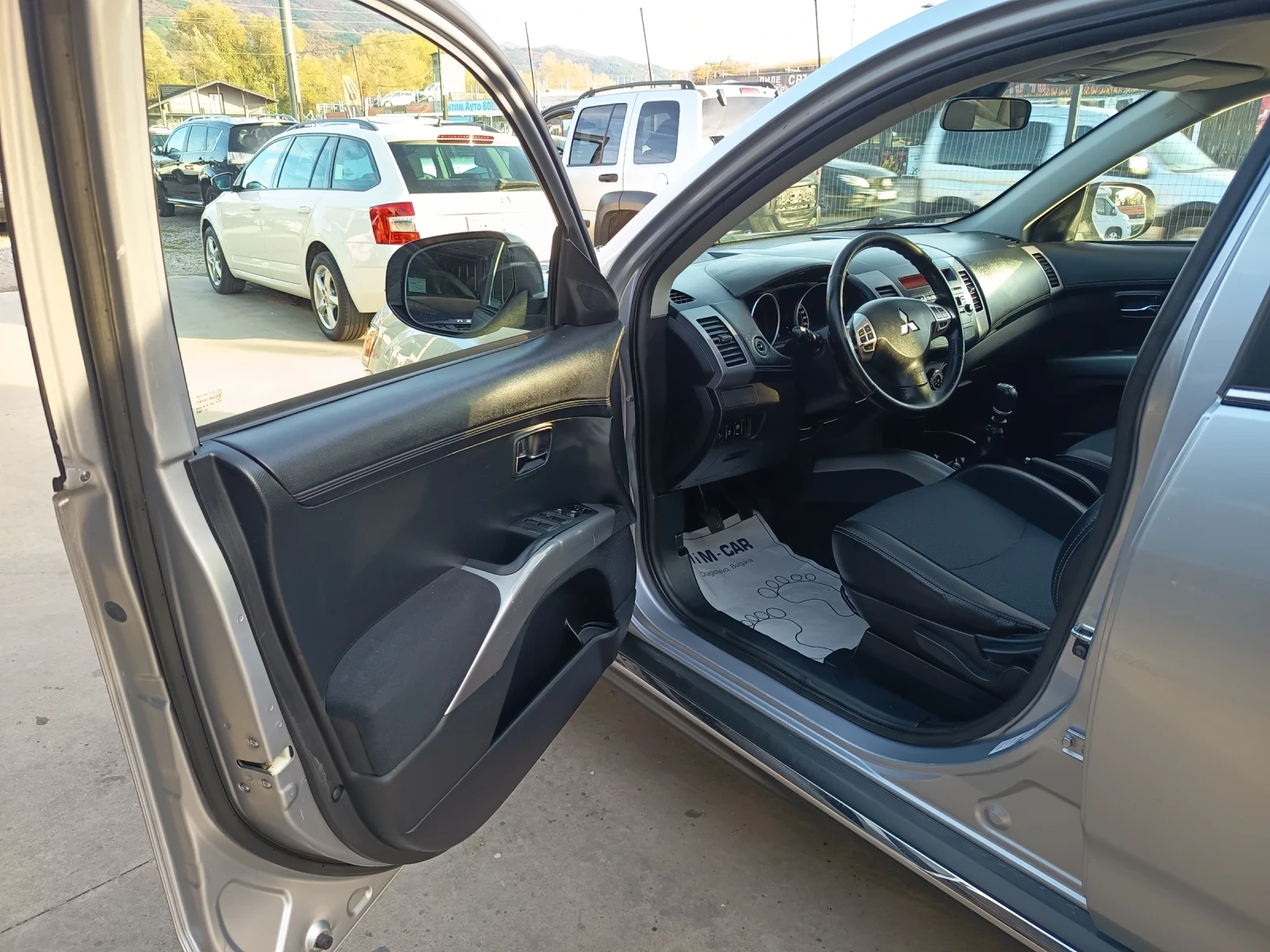 Mitsubishi Outlander 2.2did - изображение 10