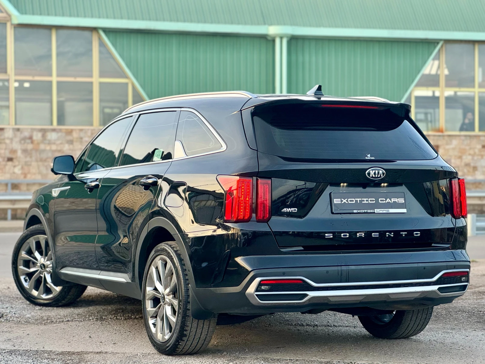 Kia Sorento 2.2D ! 4WD ! Signature ! - изображение 6