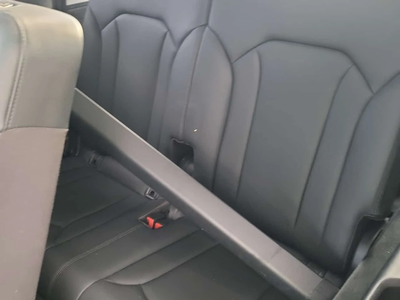 Audi Q7 * ДИСТРОНИК* 2 КЛЮЧА* ОБДУХВАНЕ* ПАНОРАМА* , снимка 14 - Автомобили и джипове - 54844614