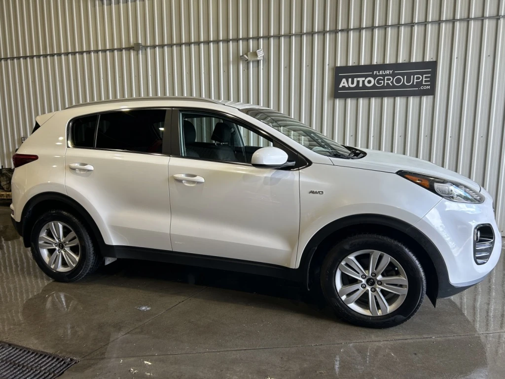 Kia Sportage 2.4i AWD , снимка 5 - Автомобили и джипове - 54969639