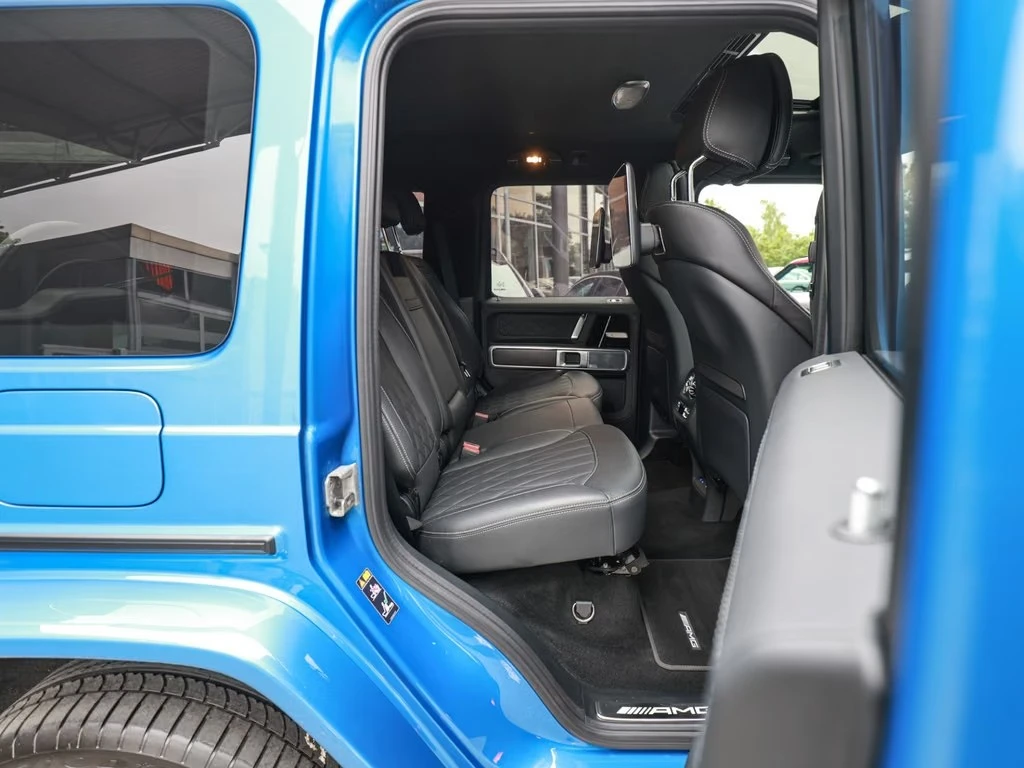 Mercedes-Benz G 63 AMG  Superior Manufaktur NIGHT AHK STANDHZ. Superior M, снимка 4 - Автомобили и джипове - 55985589