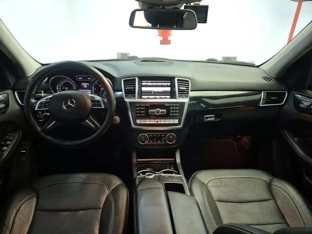 Mercedes-Benz ML 350 D * ОБДУХВАНЕ * КАМЕРА * TV * AIRMATIC * , снимка 9 - Автомобили и джипове - 56019108