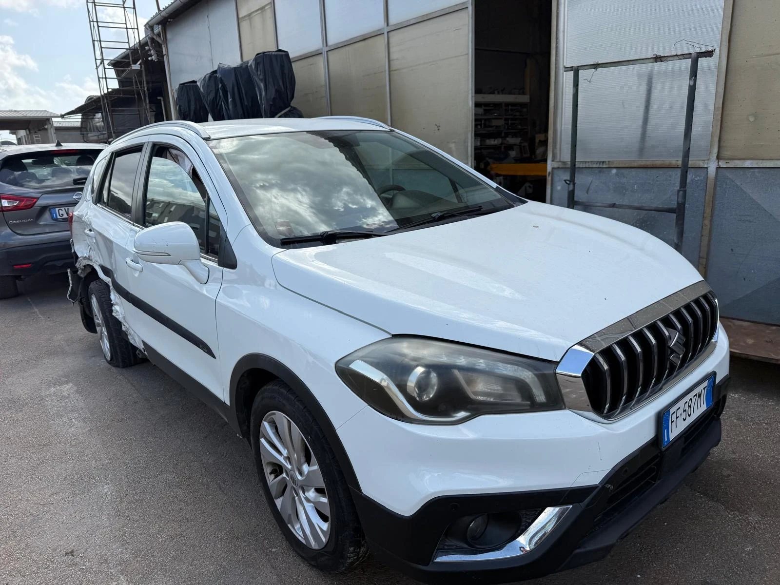 Suzuki SX4 S-Cross 90000км , снимка 2 - Автомобили и джипове - 56261641