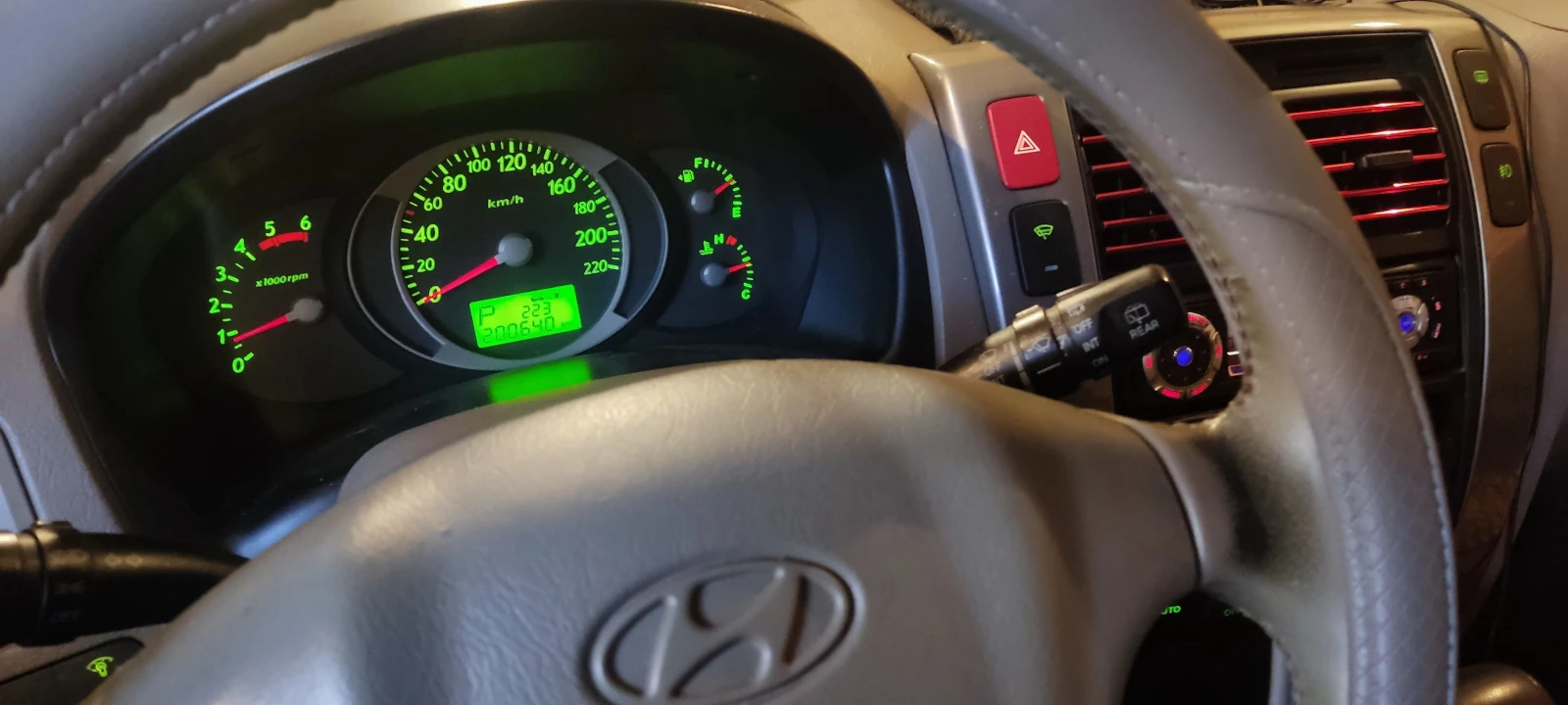 Hyundai Tucson SUV, снимка 2 - Автомобили и джипове - 56565052