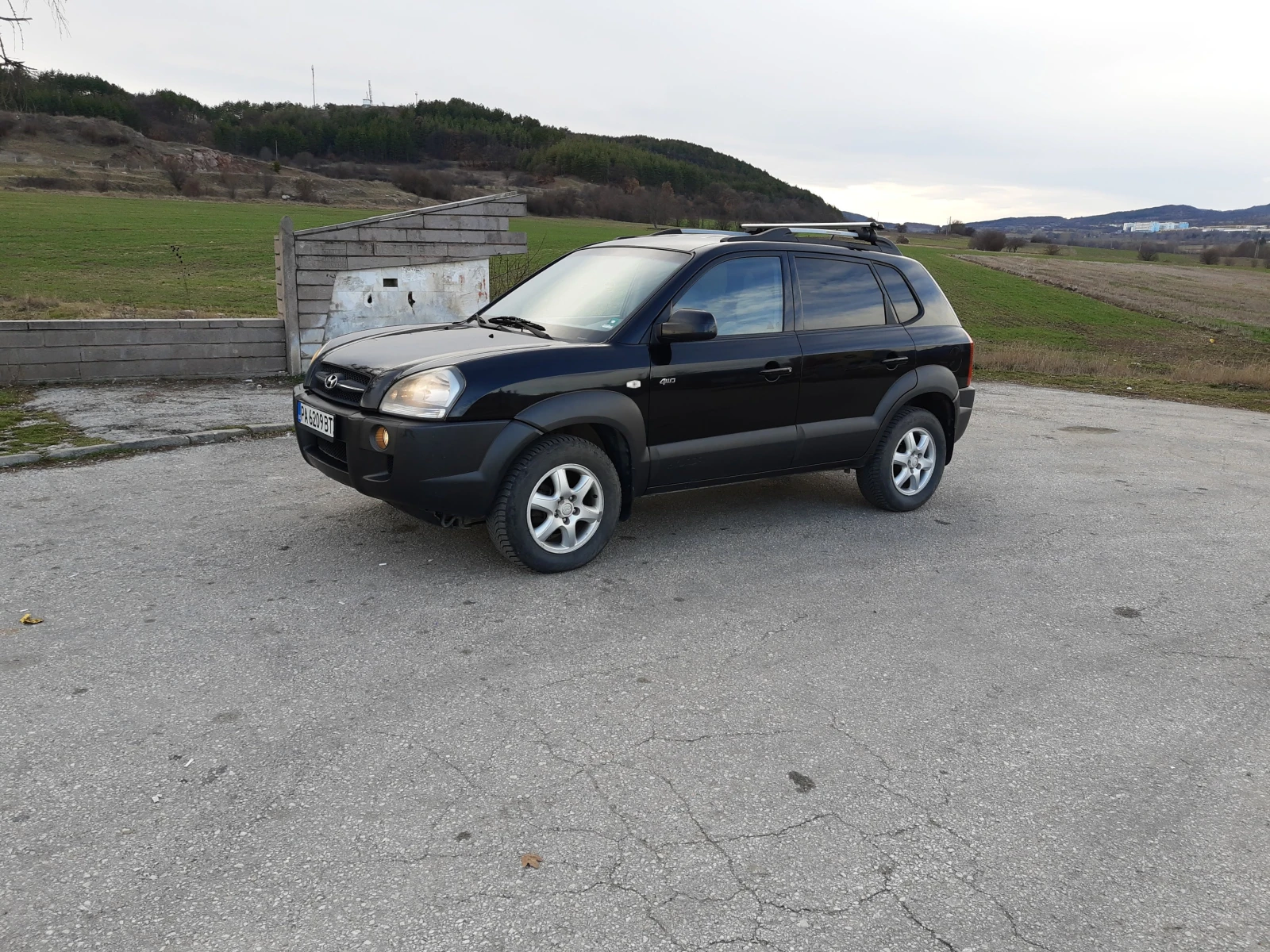 Hyundai Tucson SUV, снимка 3 - Автомобили и джипове - 56565052