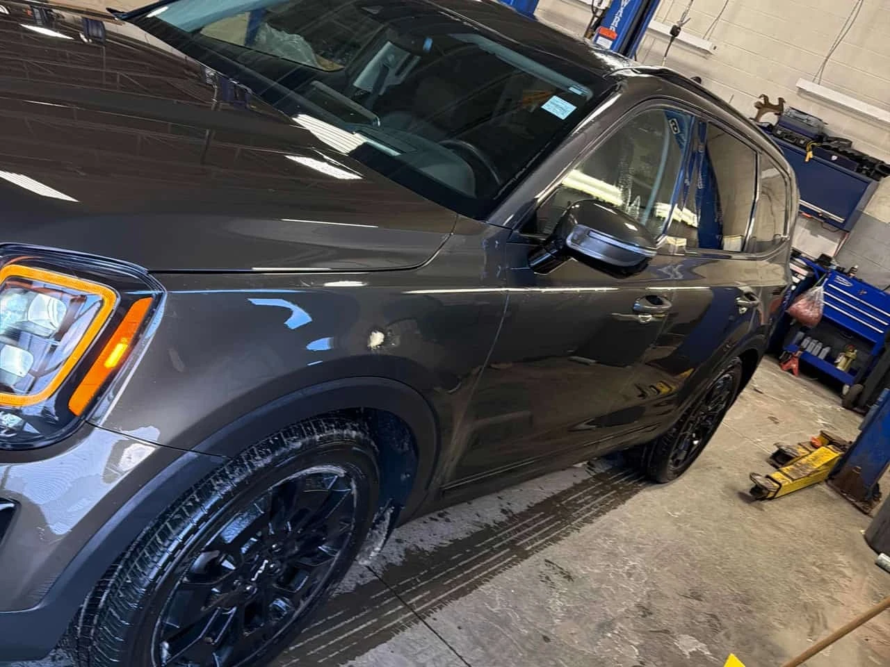 Kia Telluride AWD | CARFAX | ����� �� ����������� | Mobile.bg � ����������� 3